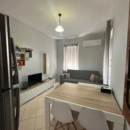 Apartment By Klajdi 2 *